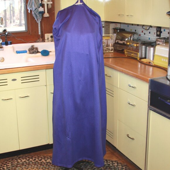 Vintage At HomeWear Ladies Bath Robe Union Made - Picture 6 of 7